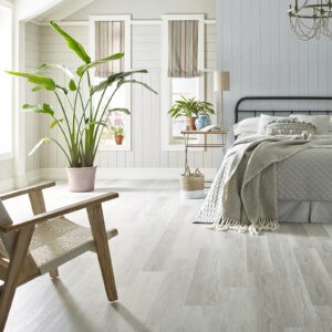 Bedroom hardwood flooring | Stevens Floor Coverings