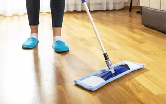 Vinyl floor cleaning | Stevens Floor Coverings